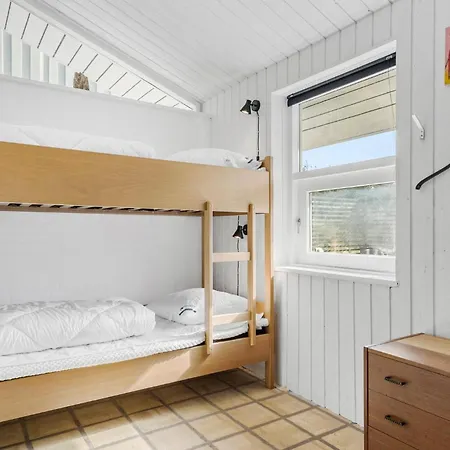 Σπίτι διακοπών 5 Bedroom Nice In *