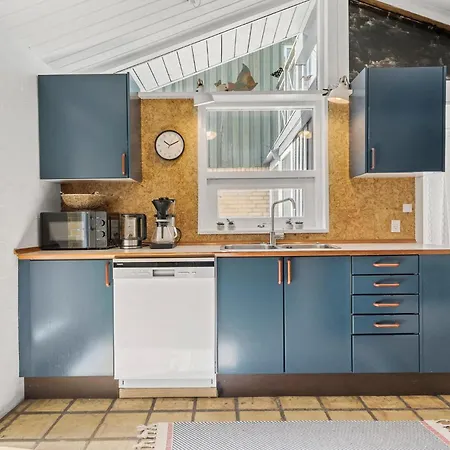Σπίτι διακοπών 5 Bedroom Nice In *